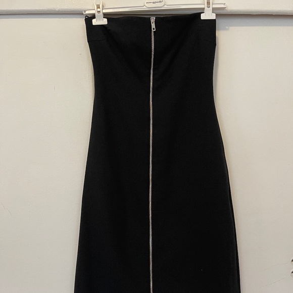 Strapless Zara dress with zipper in the front - Picture 1 of 7